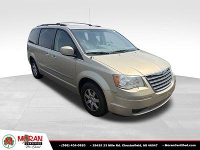 2010 Chrysler Town & Country Touring