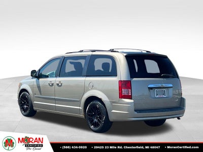 2009 Chrysler Town & Country Touring