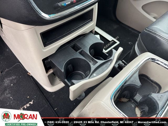 2013 Chrysler Town & Country Touring