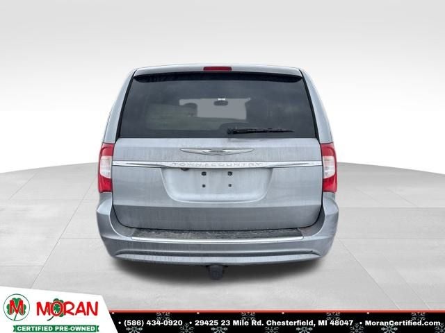 2013 Chrysler Town & Country Touring