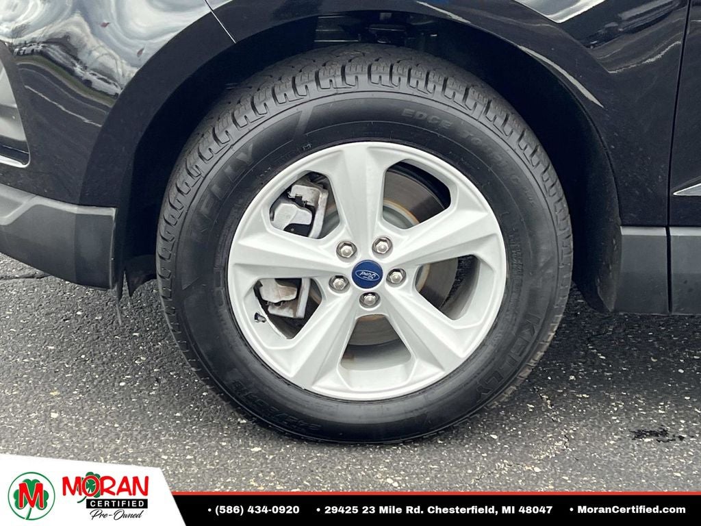 2022 Ford Edge SE