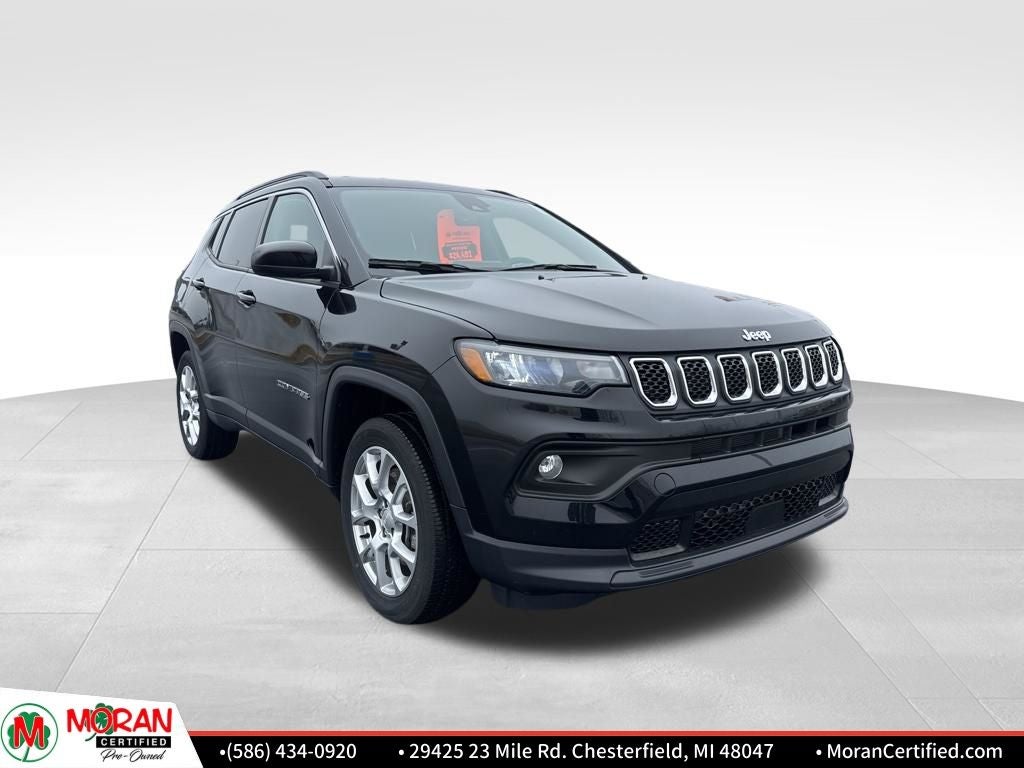 2023 Jeep Compass Latitude Lux