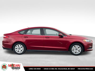2013 Ford Fusion S