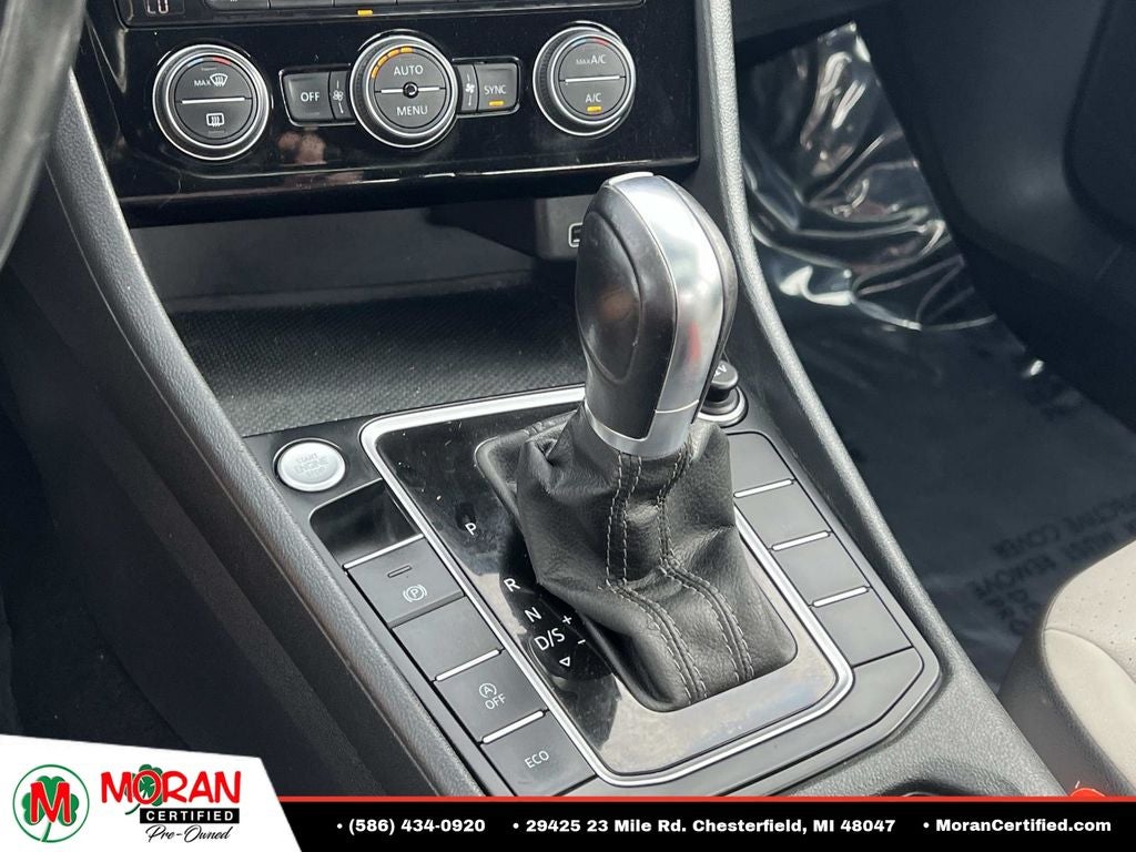 2019 Volkswagen Jetta R-Line