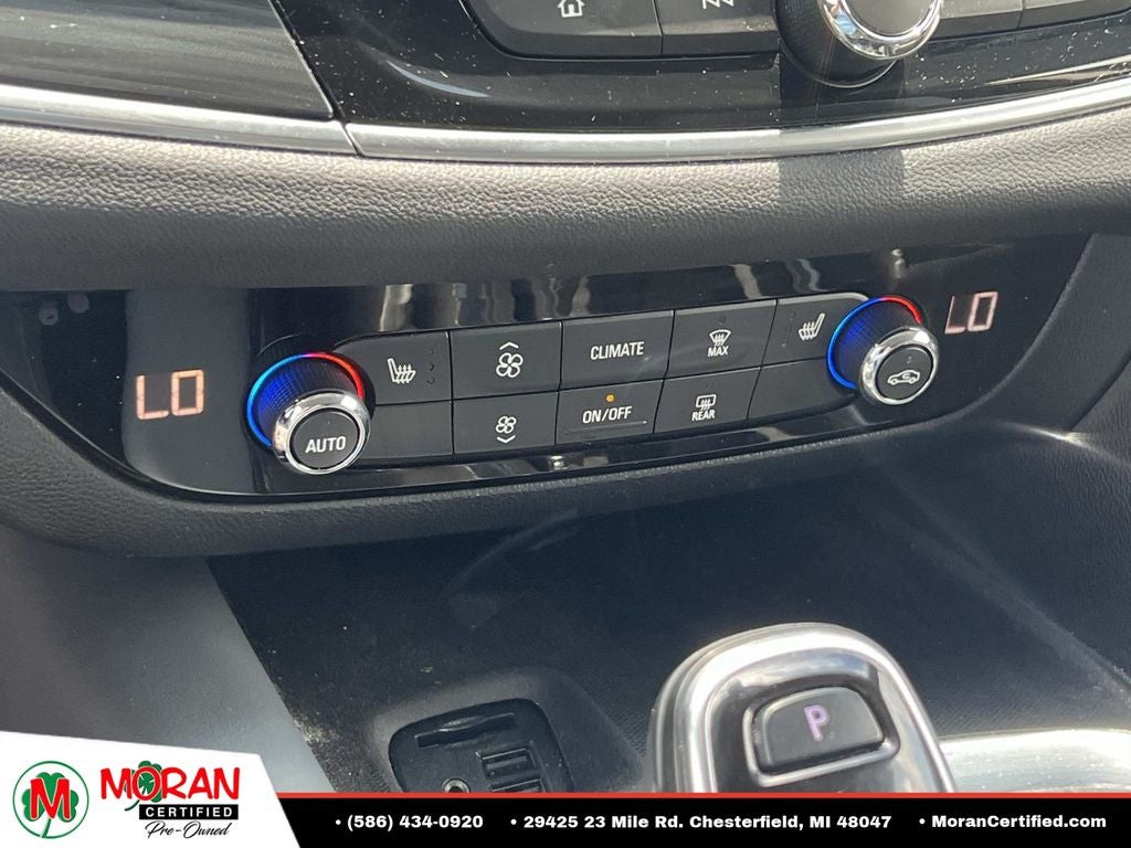 2020 Buick Enclave Essence