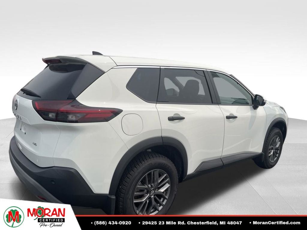 2022 Nissan Rogue Base