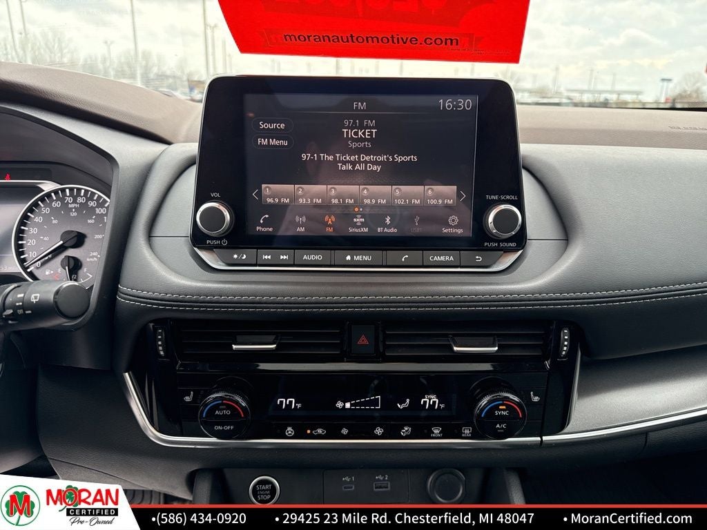 2021 Nissan Rogue SV