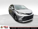2022 Toyota Sienna LE