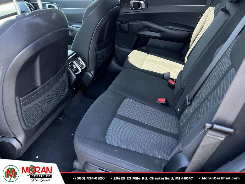 2024 Kia Sorento LX