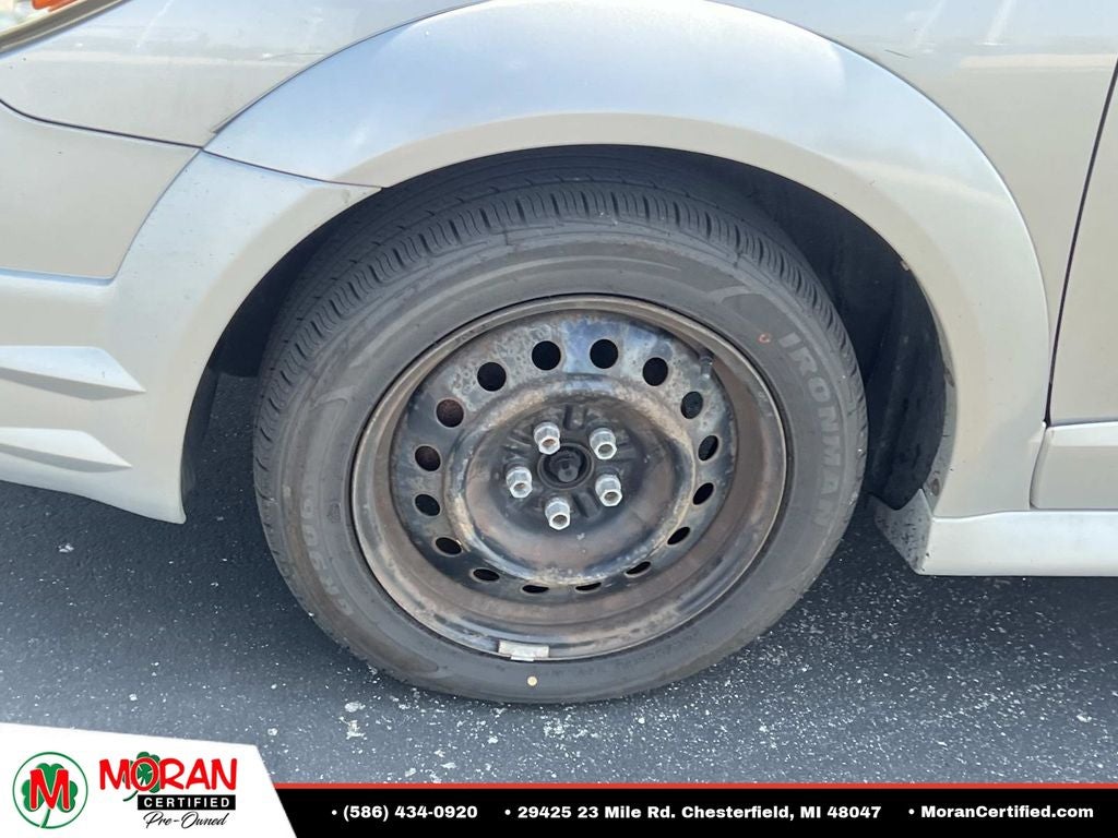 2008 Pontiac Vibe Base