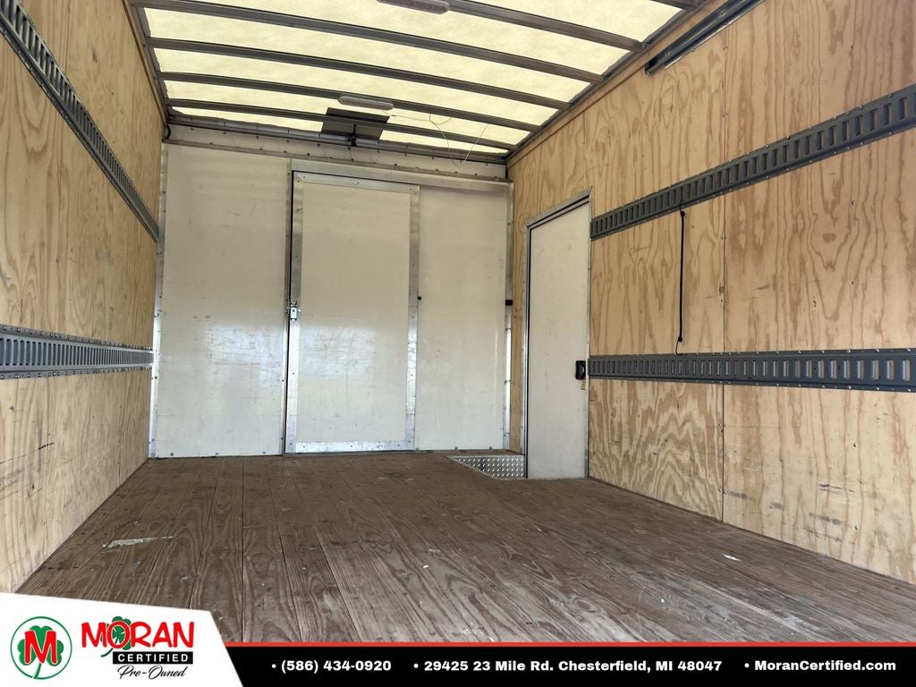 2023 GMC Savana Cutaway 4500 4500 Van