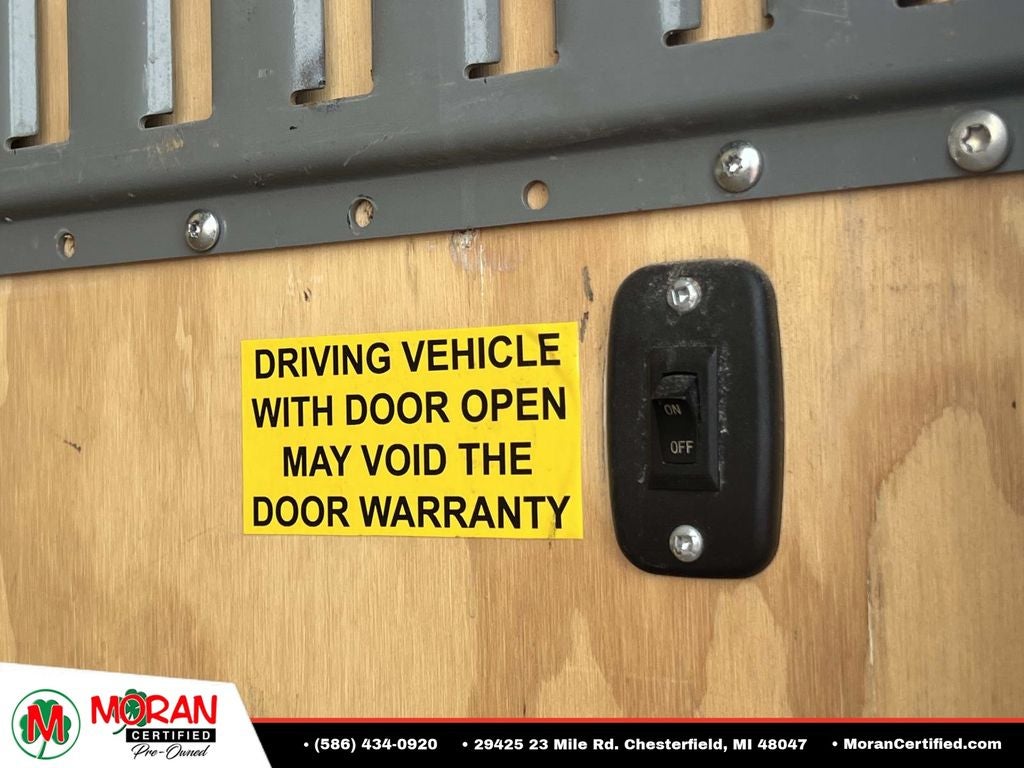 2023 GMC Savana Cutaway 4500 4500 Van