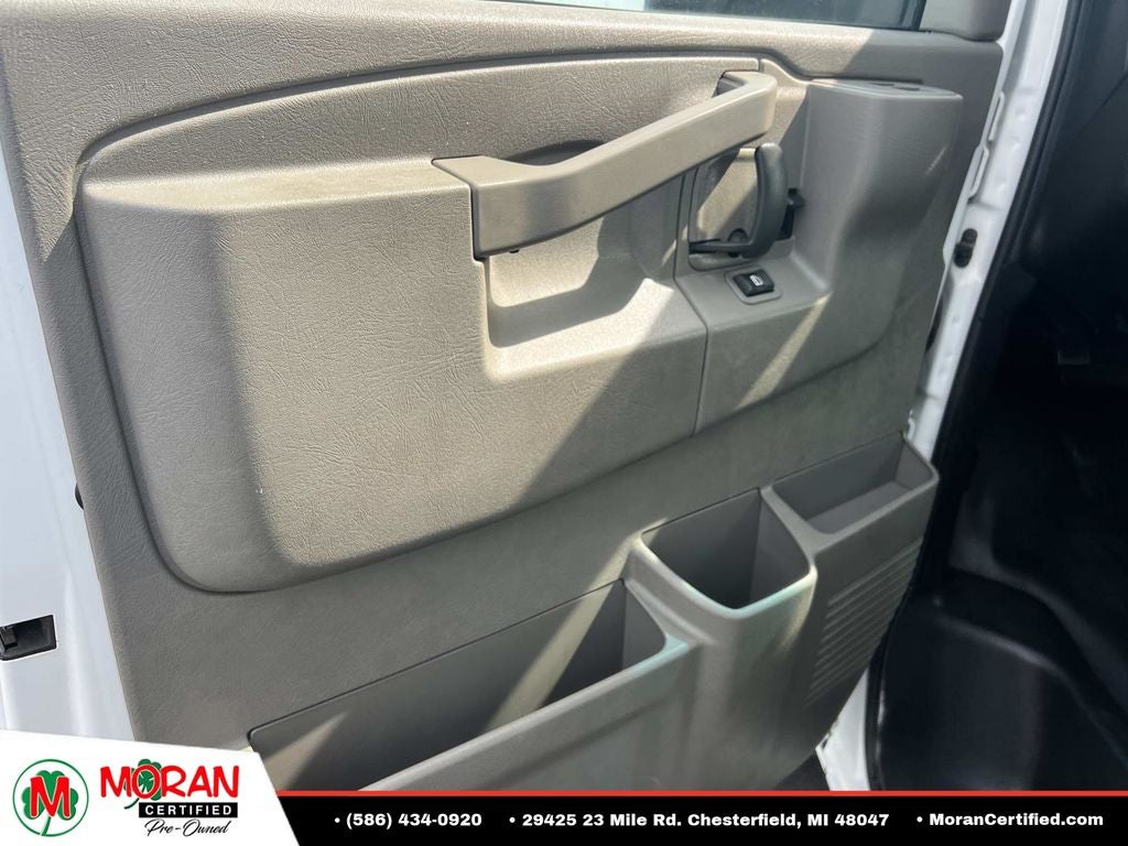 2023 GMC Savana Cutaway 4500 4500 Van