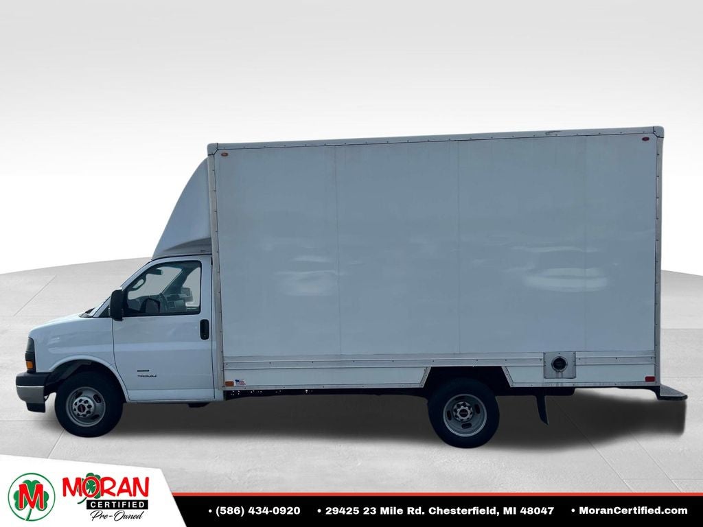 2023 GMC Savana Cutaway 4500 4500 Van