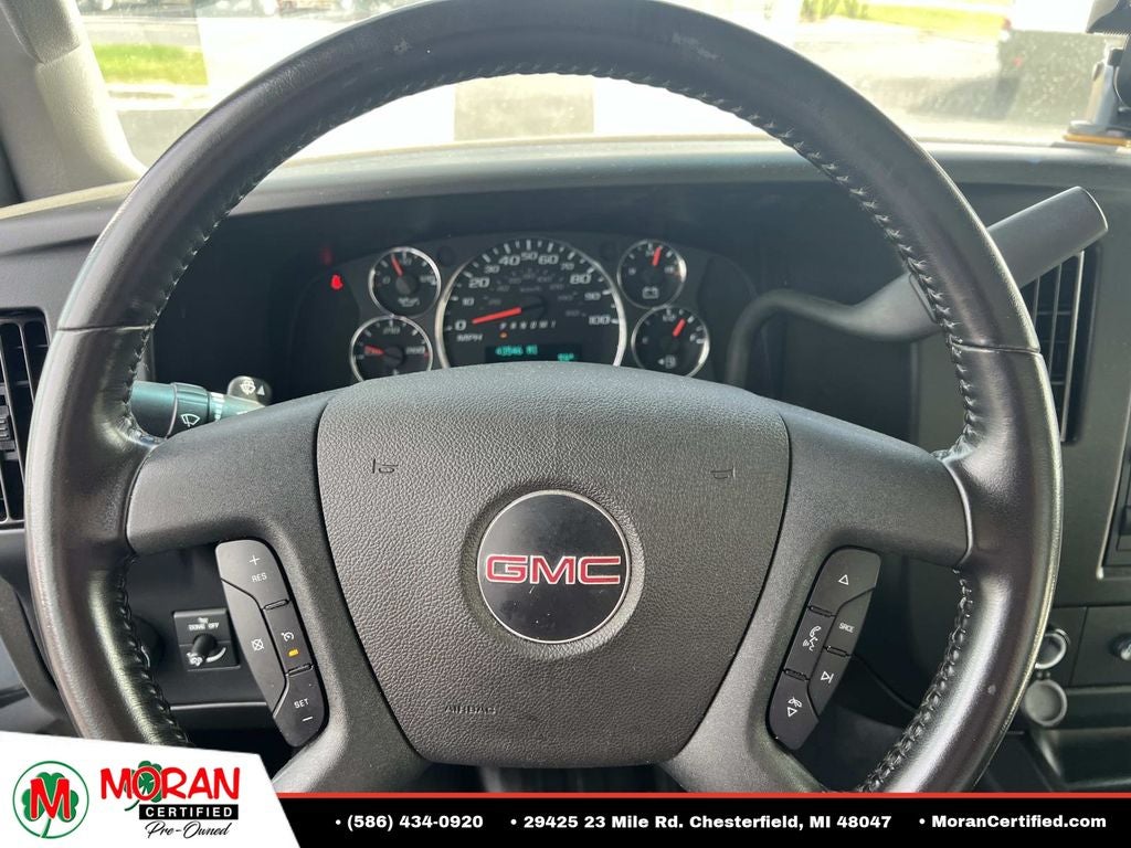 2023 GMC Savana Cutaway 4500 4500 Van