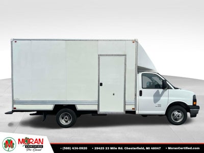 2023 GMC Savana Cutaway 4500 4500 Van