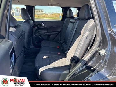 2024 Mitsubishi Outlander SE Black Edition