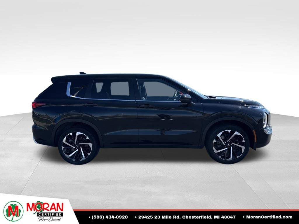 2024 Mitsubishi Outlander SE Black Edition