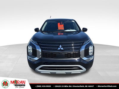 2024 Mitsubishi Outlander SE Black Edition