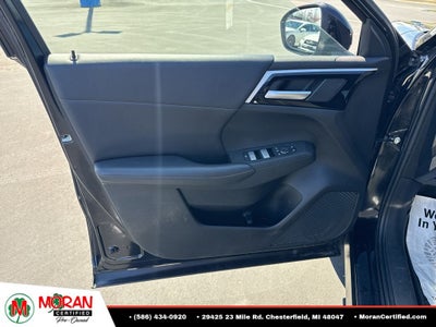 2024 Mitsubishi Outlander SE Black Edition