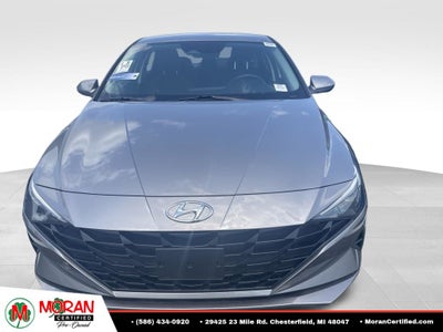 2023 Hyundai Elantra SE