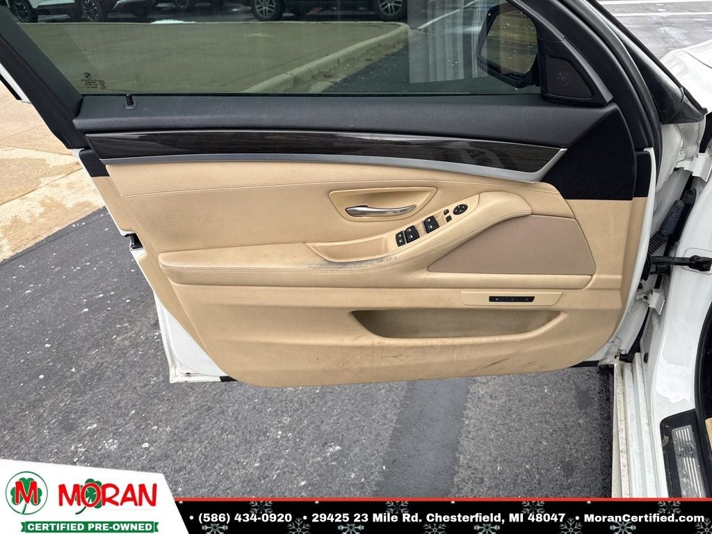 2011 BMW 5 Series 550i