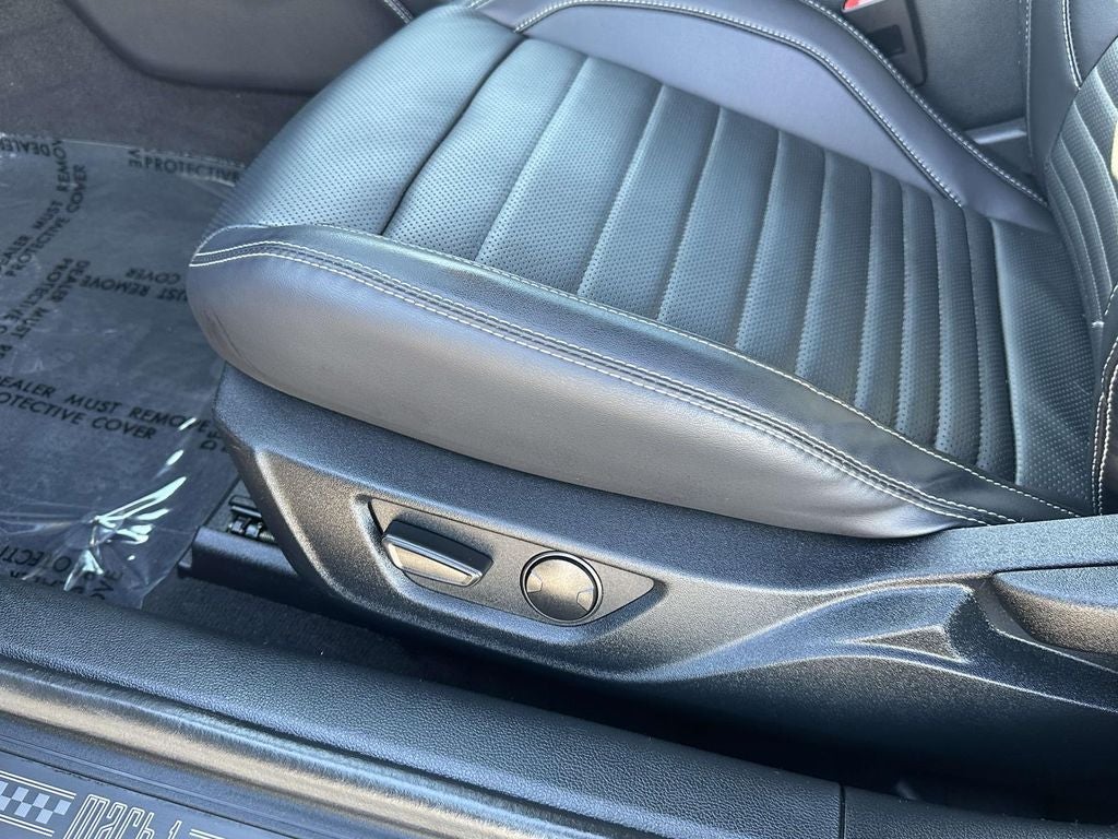 2022 Ford Mustang Mach 1