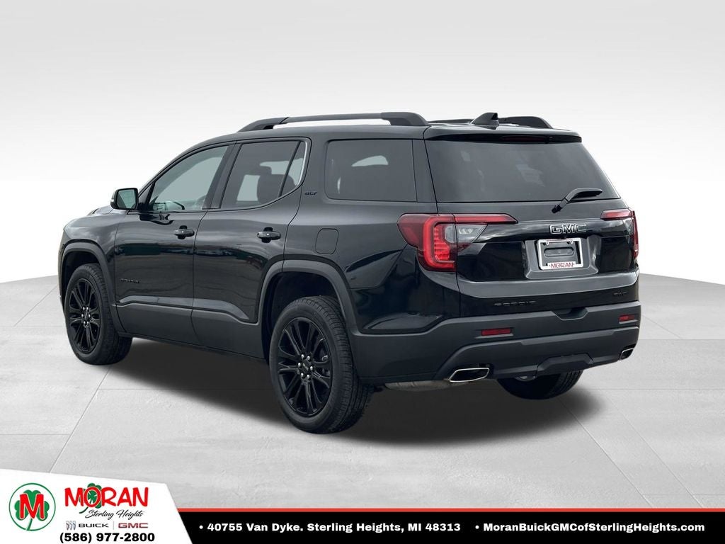 2023 GMC Acadia SLT