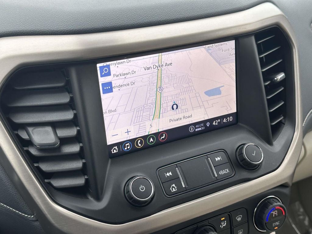 2023 GMC Acadia Denali