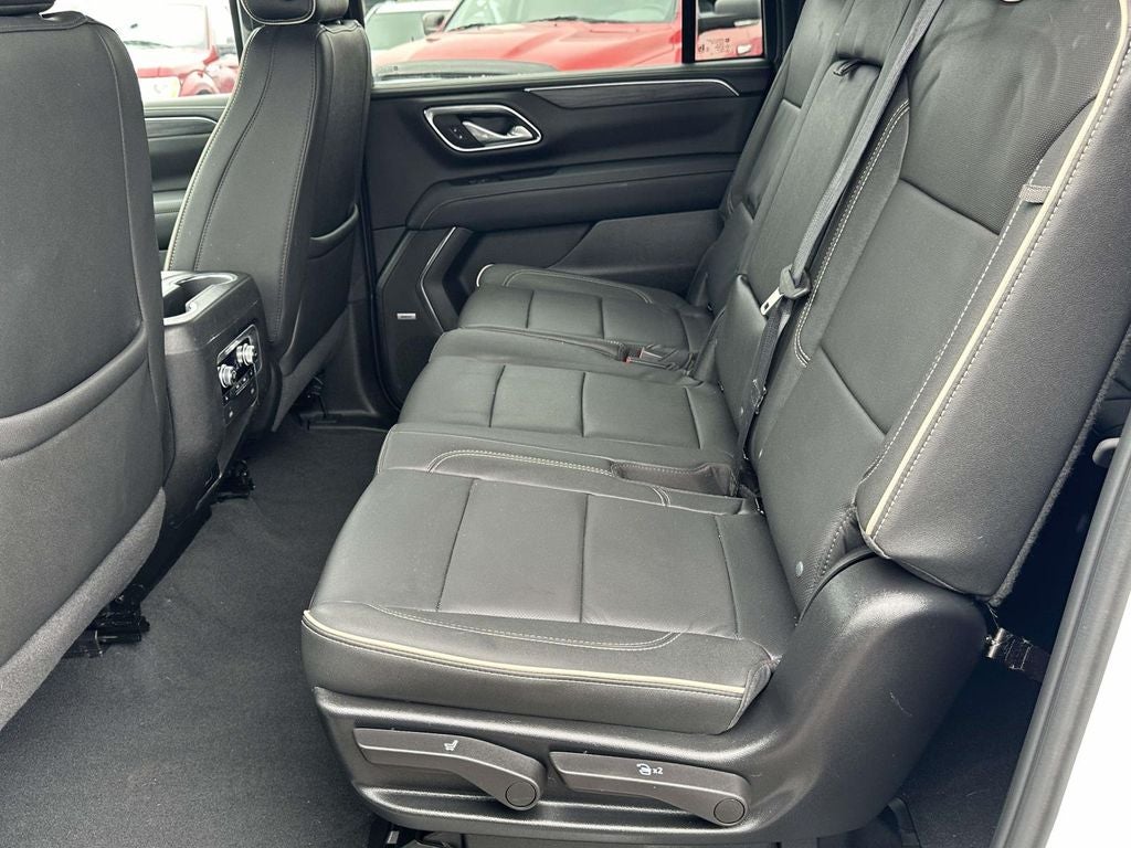 2024 GMC Yukon XL SLT