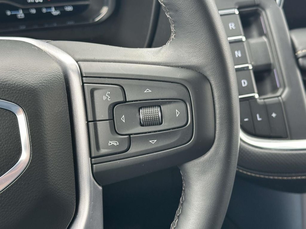 2024 GMC Yukon XL SLT