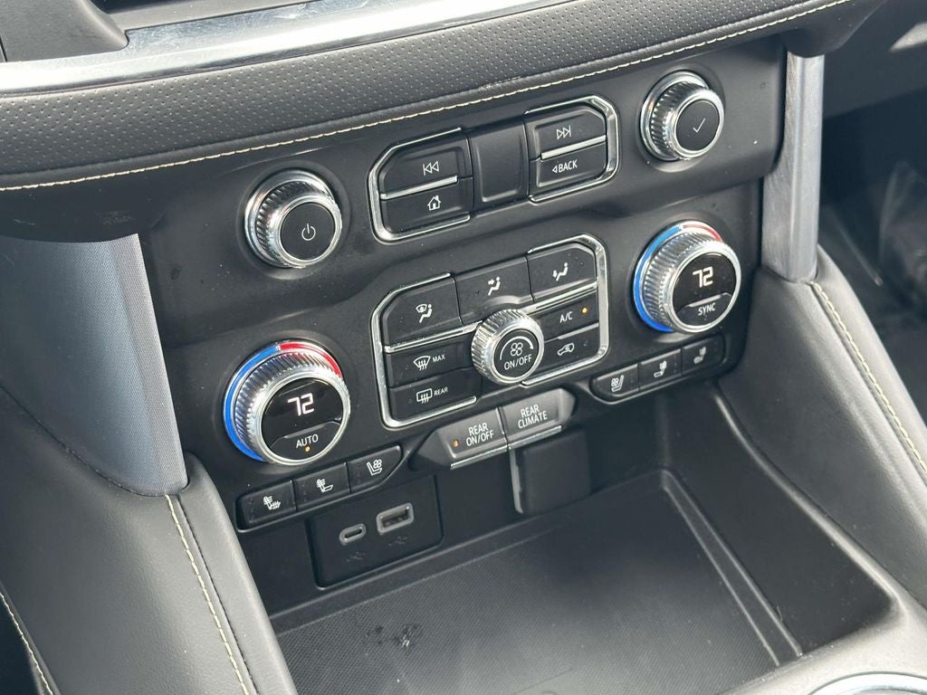 2024 GMC Yukon XL SLT