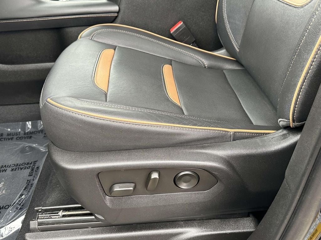 2023 GMC Yukon XL AT4