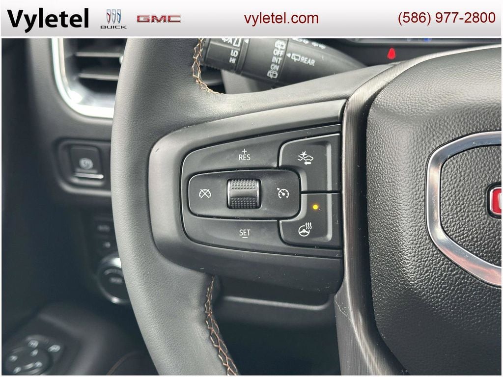 2023 GMC Yukon XL AT4