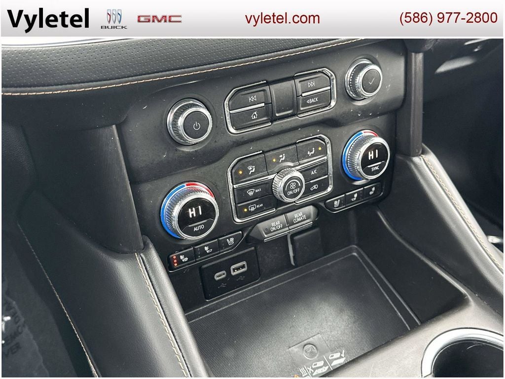 2023 GMC Yukon XL AT4