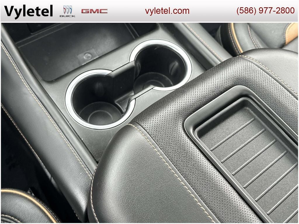 2023 GMC Yukon XL AT4