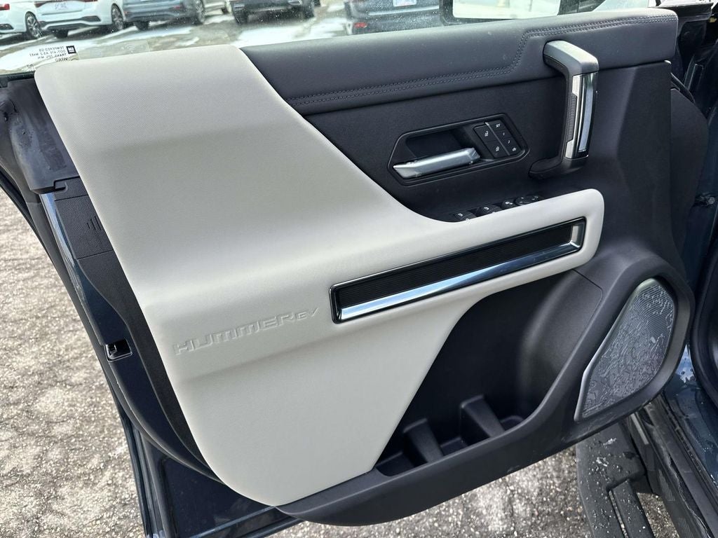 2026 GMC Hummer EV SUV 2X