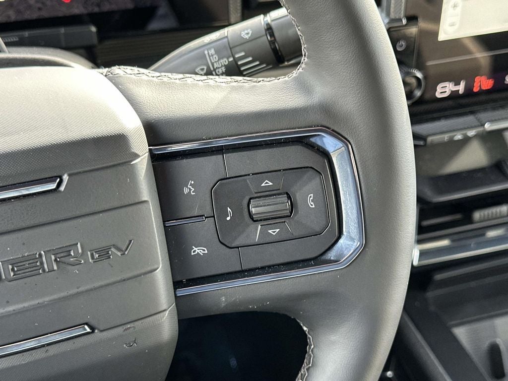 2026 GMC Hummer EV SUV 2X