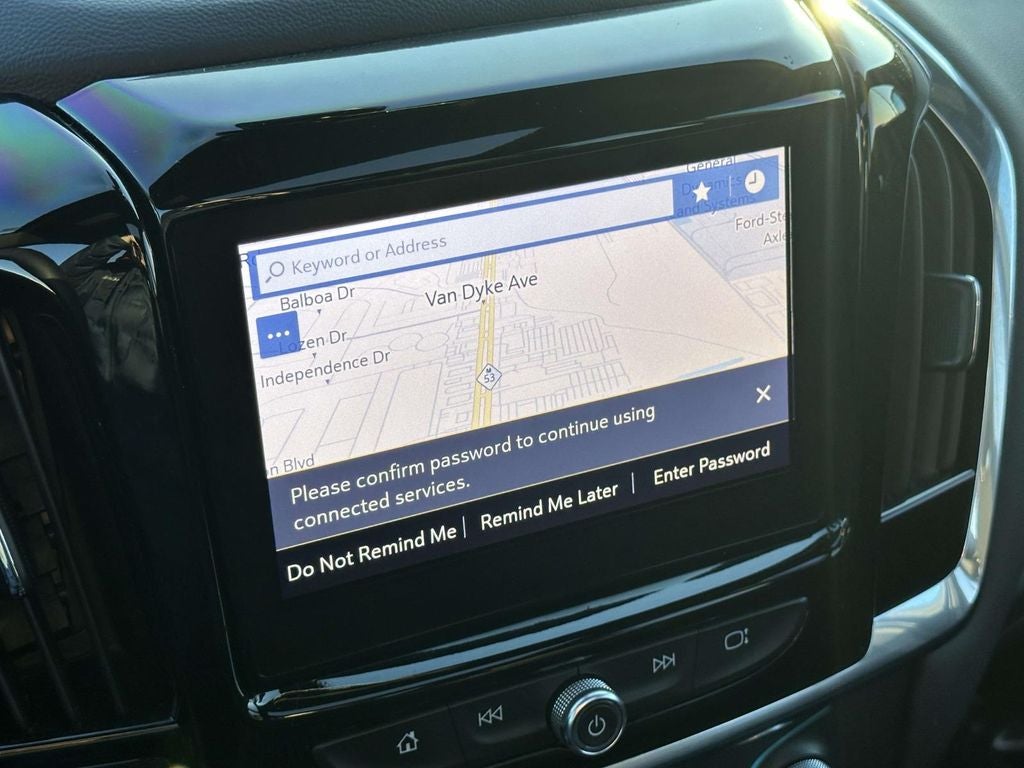 2023 Chevrolet Traverse RS