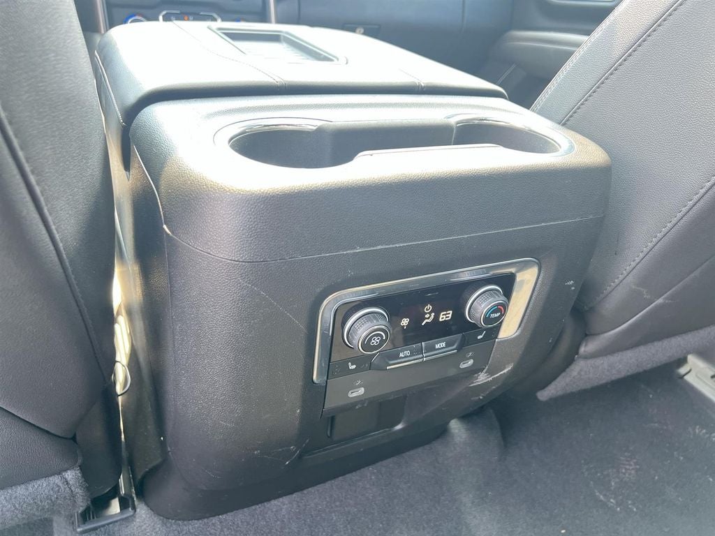 2023 Chevrolet Suburban High Country