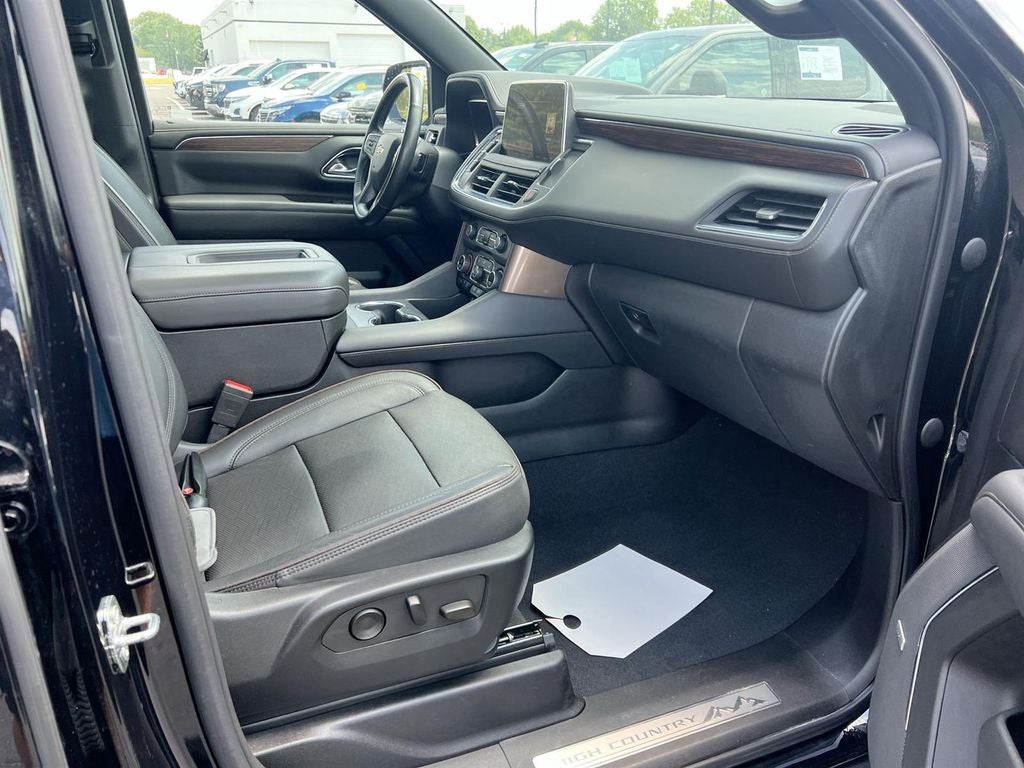 2023 Chevrolet Suburban High Country