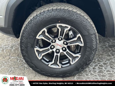 2023 GMC Canyon AT4