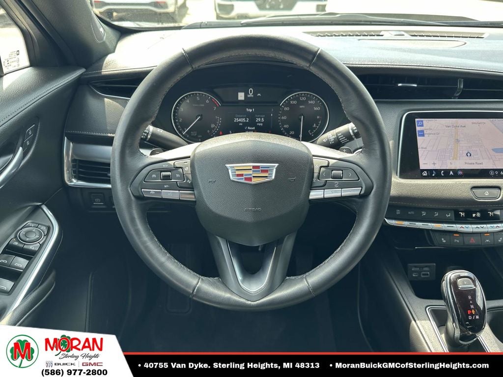 2023 Cadillac XT4 Premium Luxury