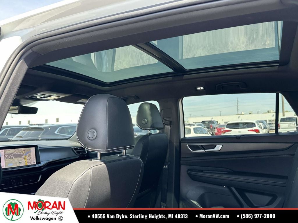2024 Volkswagen Atlas Cross Sport 2.0T SEL R-Line