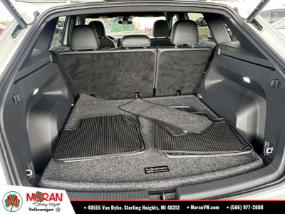 2025 Volkswagen Atlas Cross Sport 2.0T SEL R-Line Black