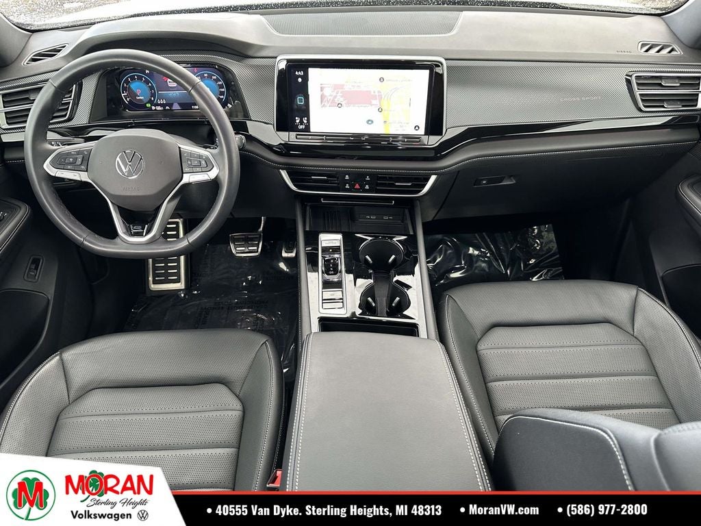2025 Volkswagen Atlas Cross Sport 2.0T SEL R-Line Black