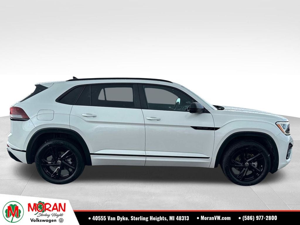 2025 Volkswagen Atlas Cross Sport 2.0T SEL R-Line Black