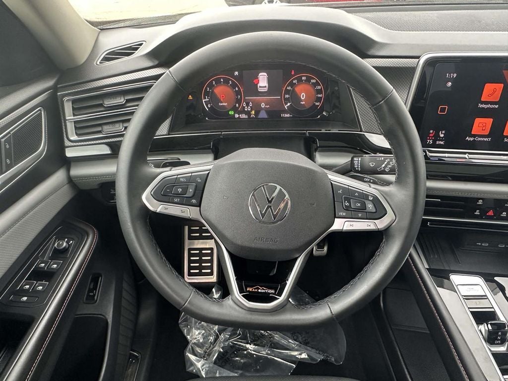 2025 Volkswagen Atlas 2.0T Peak Edition