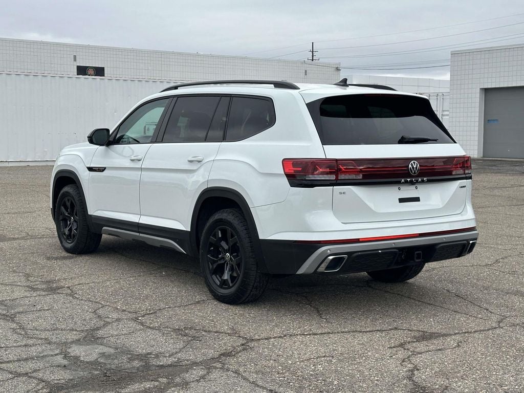 2025 Volkswagen Atlas 2.0T Peak Edition