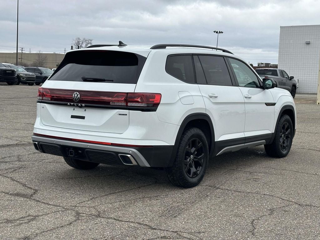2025 Volkswagen Atlas 2.0T Peak Edition